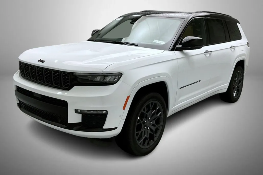 2025 Jeep Grand Cherokee L Summit photo 1