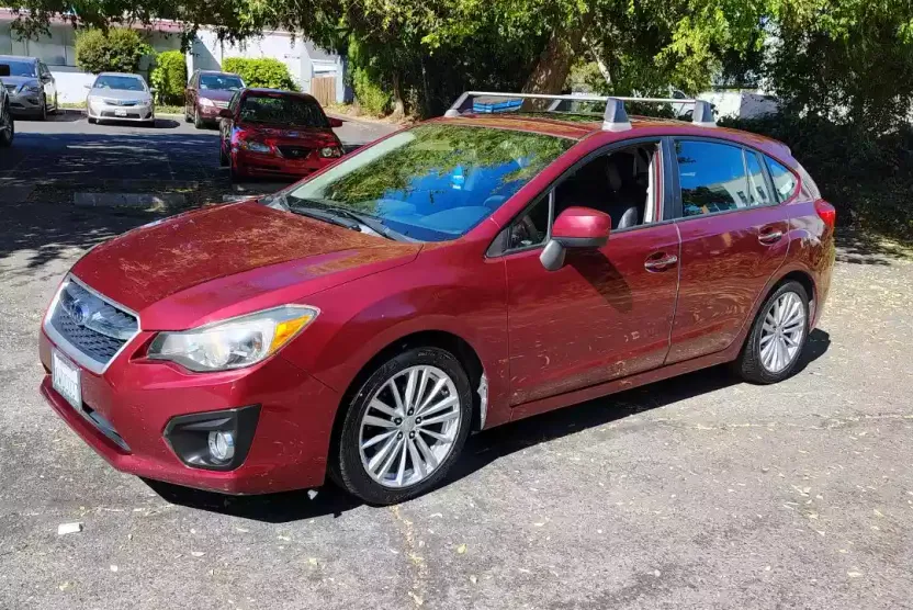 2012 Subaru Impreza 2.0i Limited photo 1
