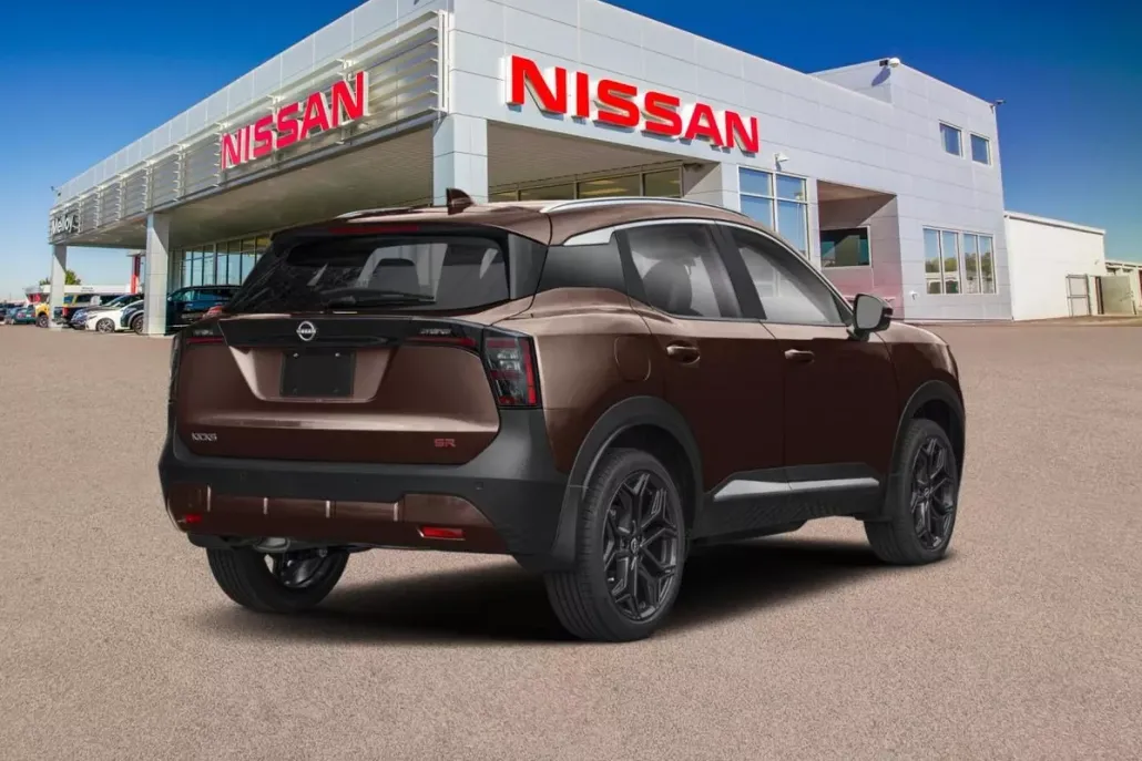 2026 Nissan Kicks SR photo 1
