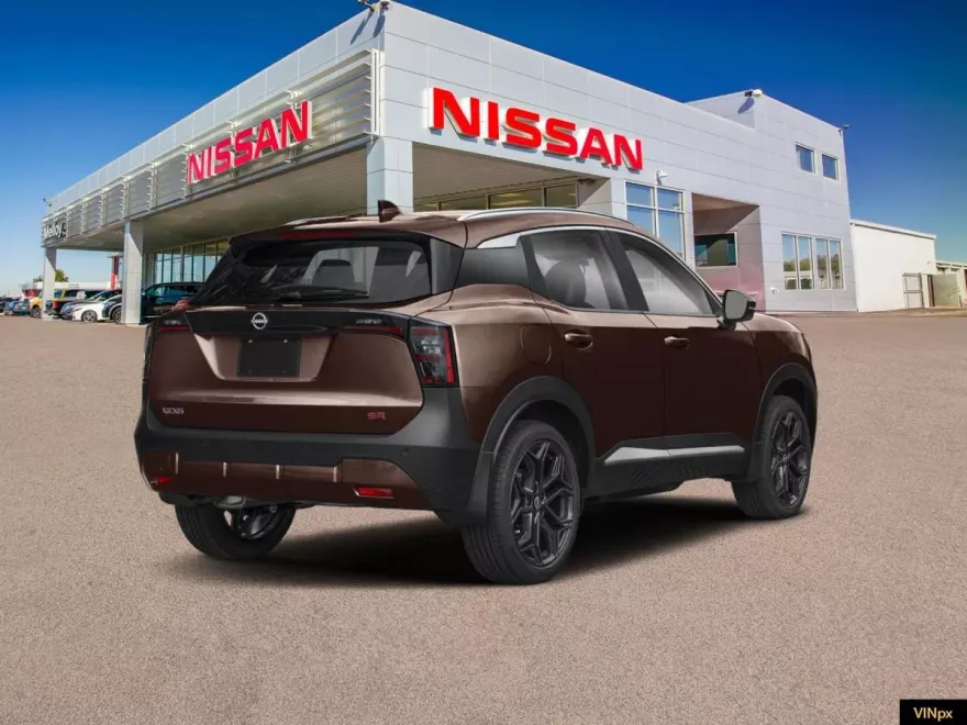 2026 Nissan Kicks SR photo 1