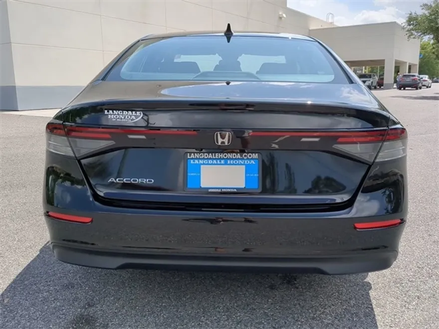 2023 Honda Accord LX photo 1
