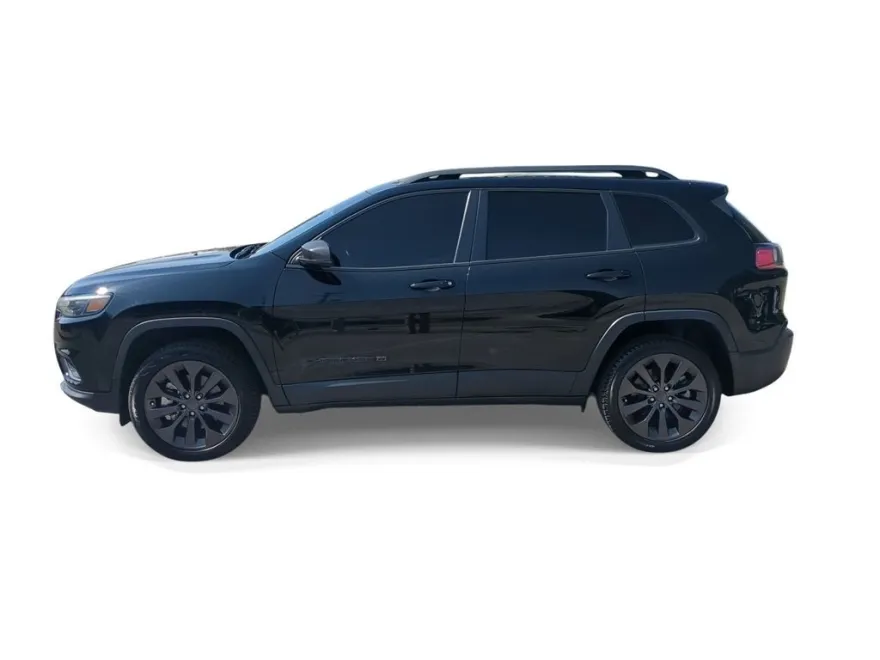 2021 Jeep Cherokee 80th Anniversary Edition photo 1