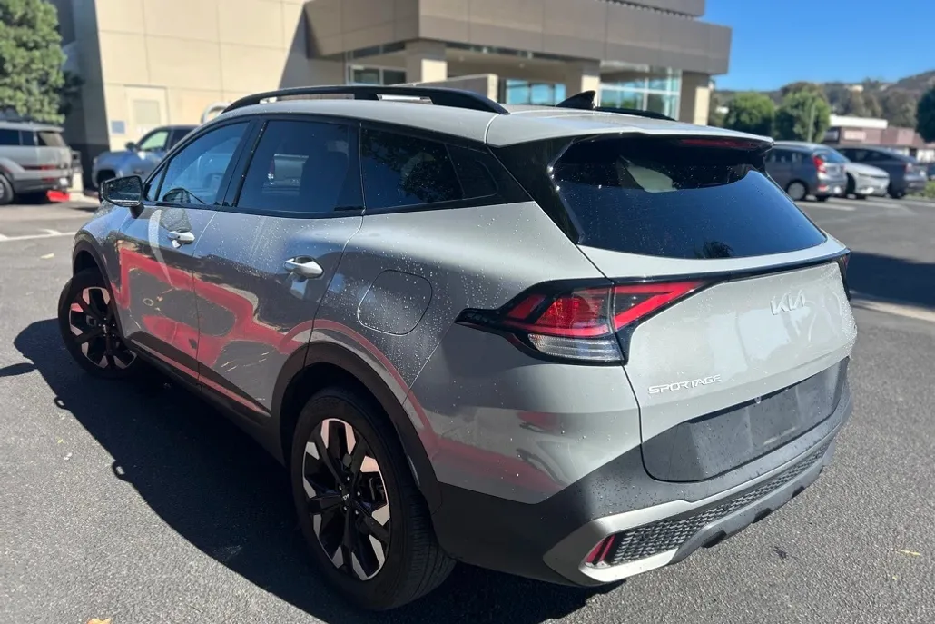 2023 Kia Sportage X-Line photo 1