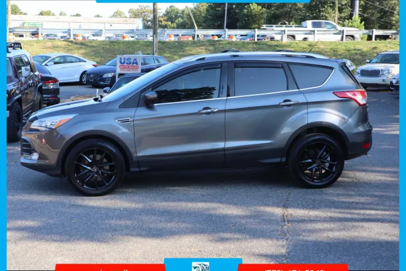 2013 Ford Escape Titanium Sport photo 1
