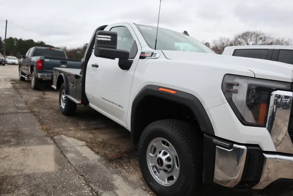 2024 Gmc Sierra 2500 HD Pro photo 1