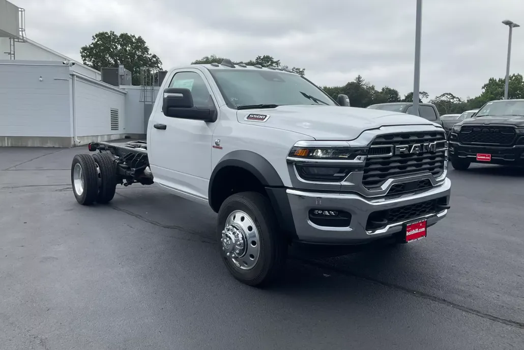 2025 Ram 5500 Tradesman photo 1