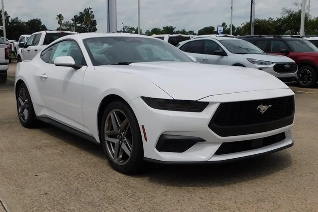2025 Ford Mustang EcoBoost Premium photo 1