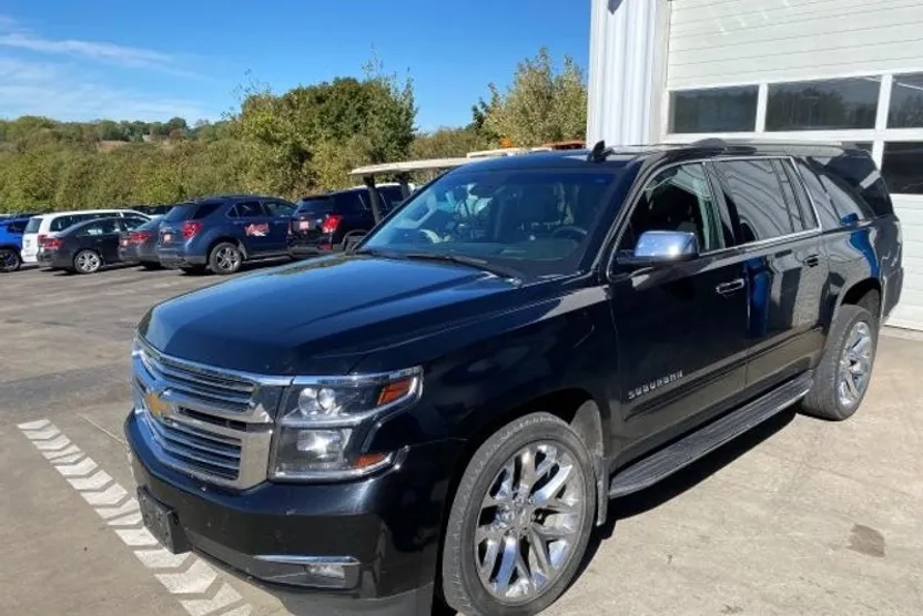 2018 Chevrolet Suburban Premier photo 1