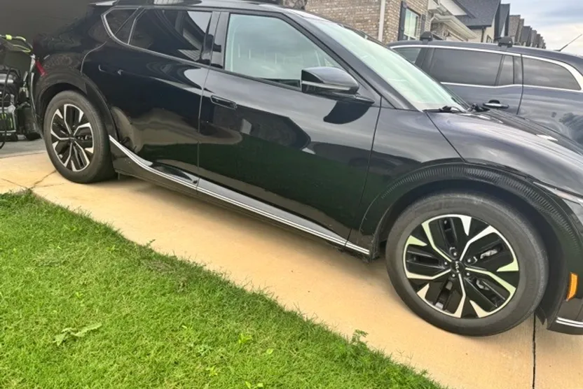 2022 Kia EV6 Light Wind GT-Line photo 1