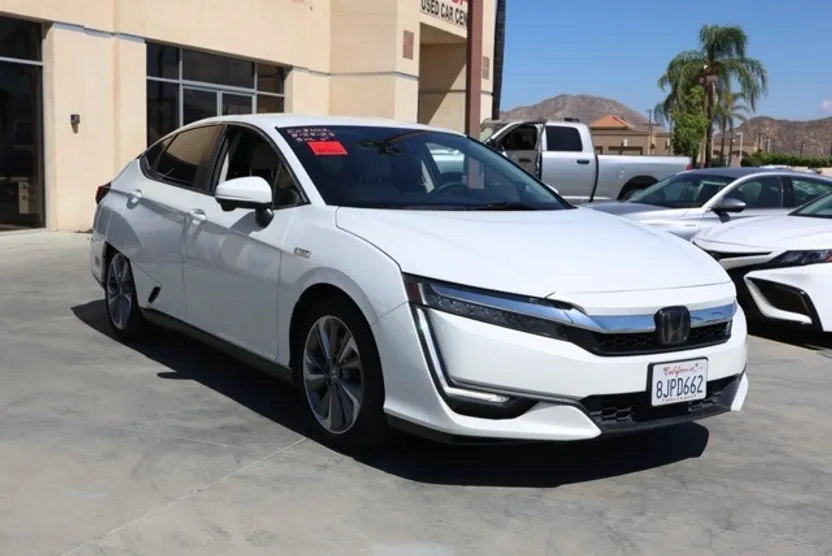 2018 Honda Clarity Plug-In Hybrid photo 1