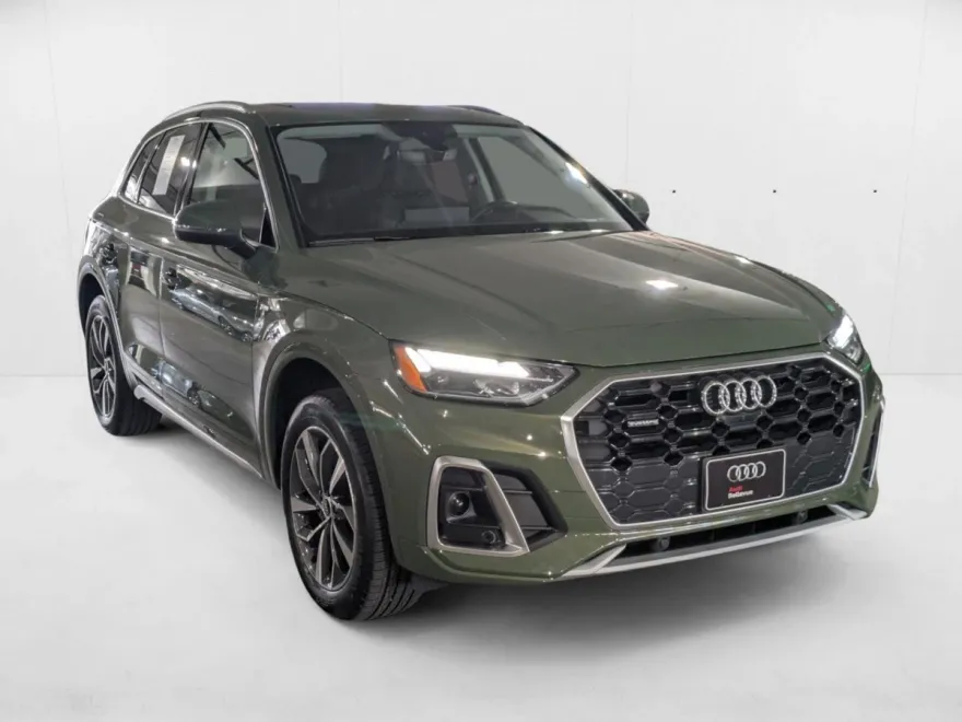 2024 Audi Q5 45 S line Premium Plus photo 1