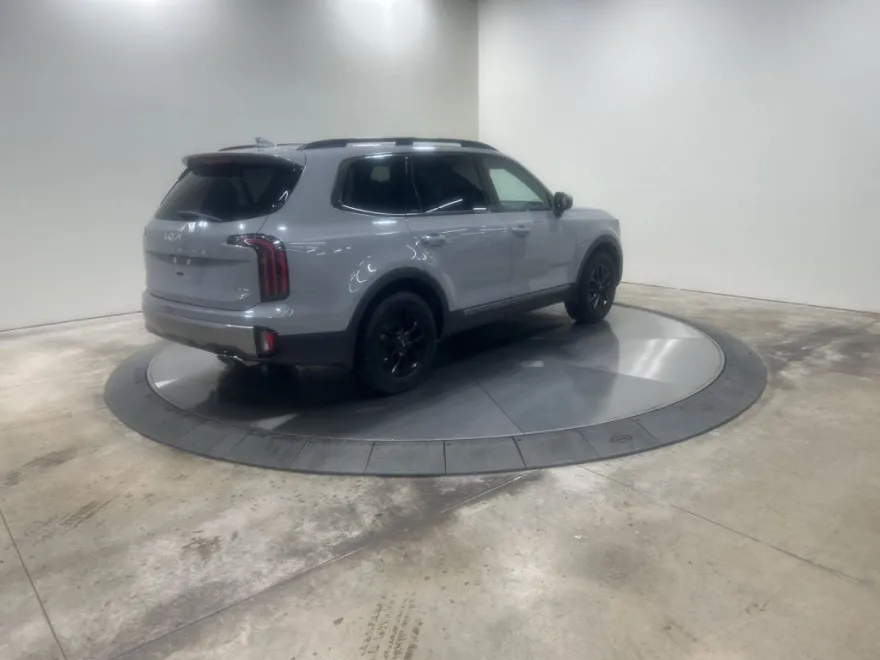 2023 Kia Telluride SX X-Pro photo 1