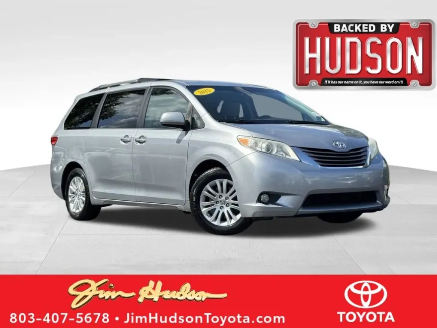 2015 Toyota Sienna XLE Premium photo 1