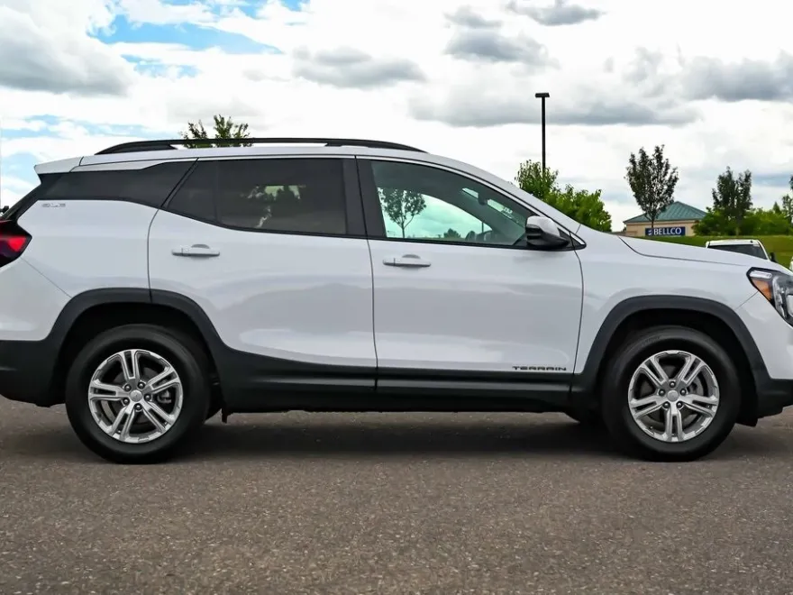 2023 Gmc Terrain SLE photo 1