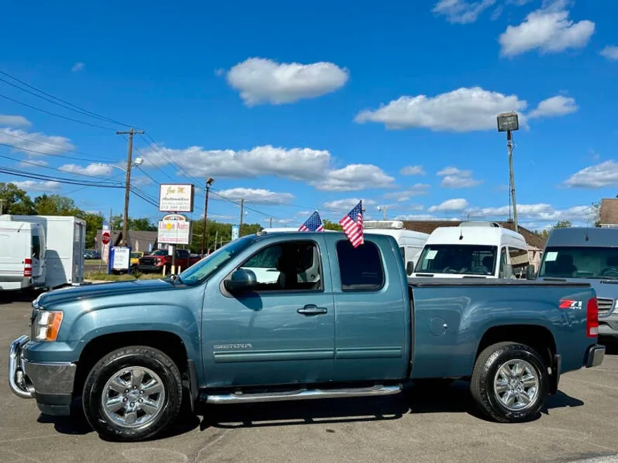 2011 Gmc Sierra 1500 SLT photo 1