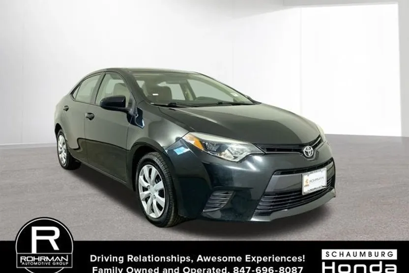 2015 Toyota Corolla L photo 1