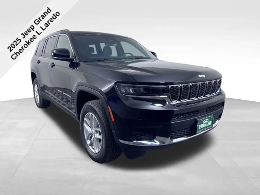 2025 Jeep Grand Cherokee Laredo photo 1