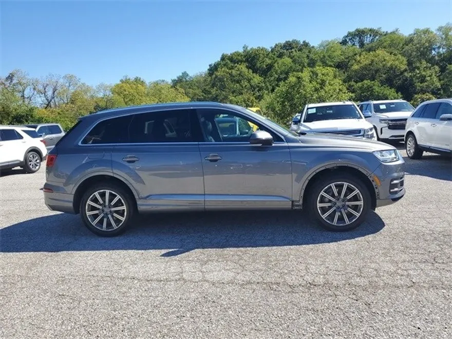 2017 Audi Q7 3.0T Premium photo 1