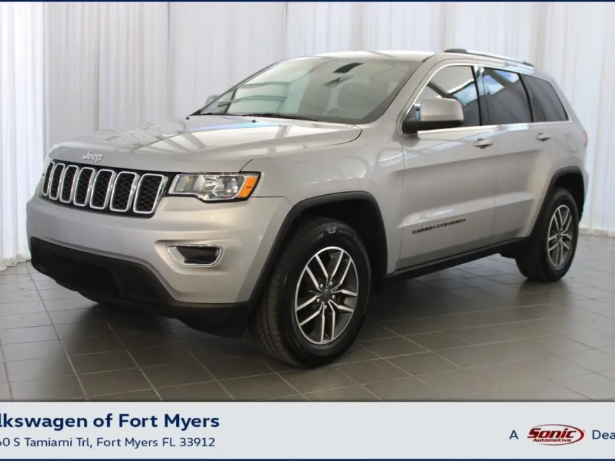 2019 Jeep Grand Cherokee Laredo E photo 1