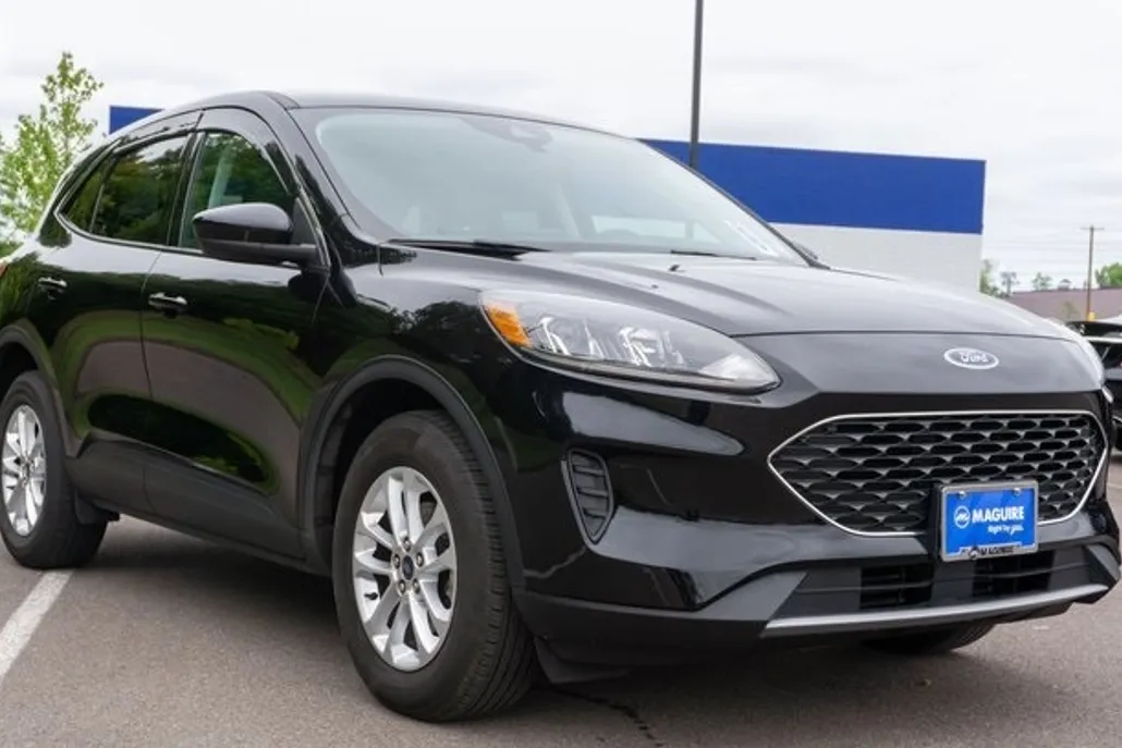 2021 Ford Escape SE photo 1