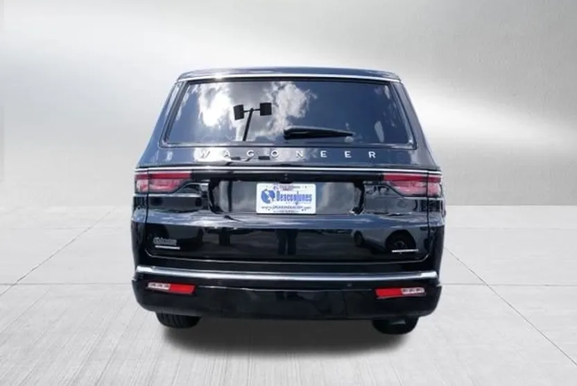 2023 Jeep Wagoneer Series II photo 1