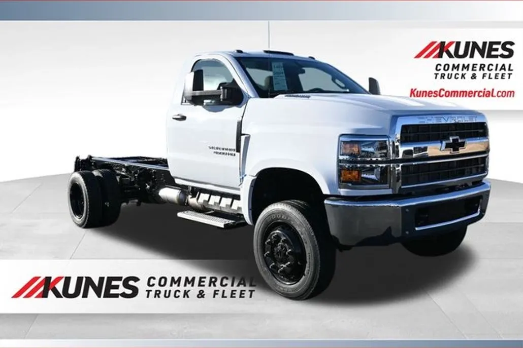 2024 Chevrolet Silverado 4500HD Work Truck photo 1