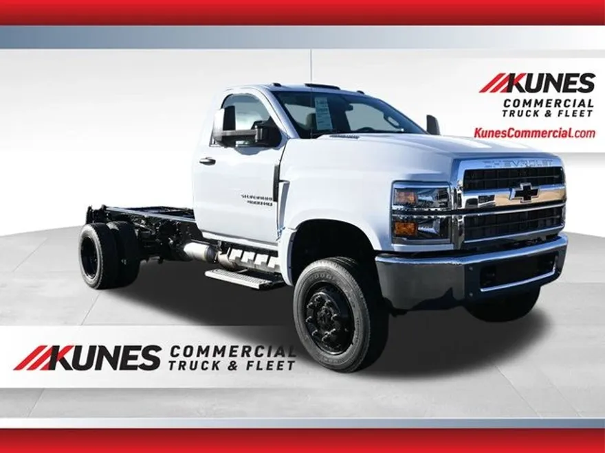 2024 Chevrolet Silverado 4500HD Work Truck photo 1