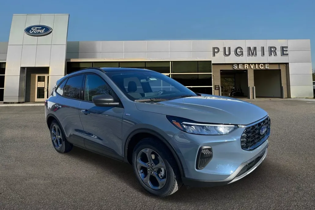 2025 Ford Escape ST-Line photo 1
