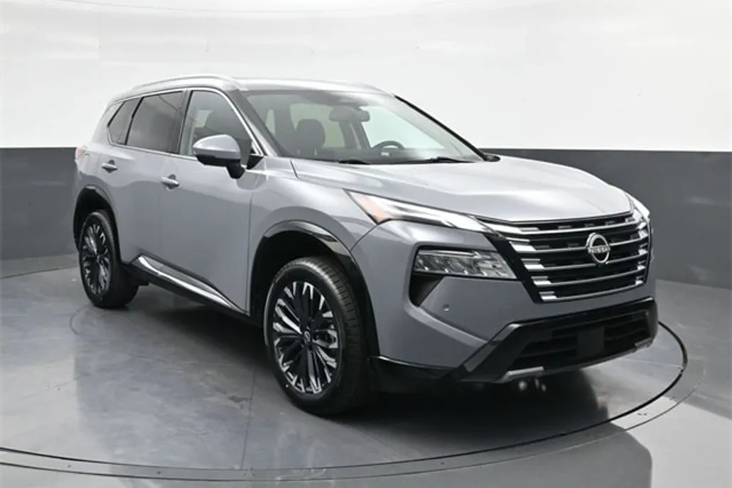 2024 Nissan Rogue Platinum photo 1