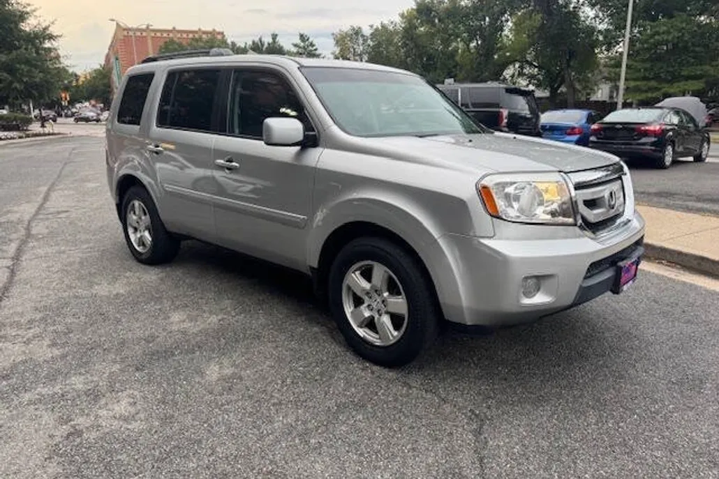 2011 Honda Pilot EX-L photo 1
