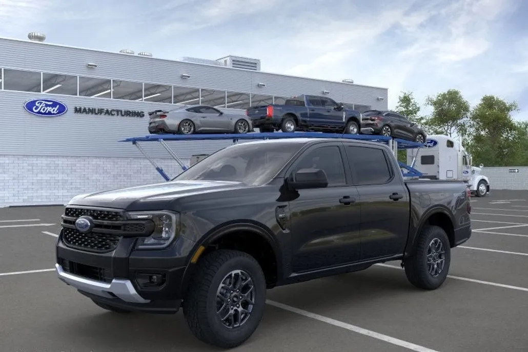 2025 Ford Ranger XLT photo 1