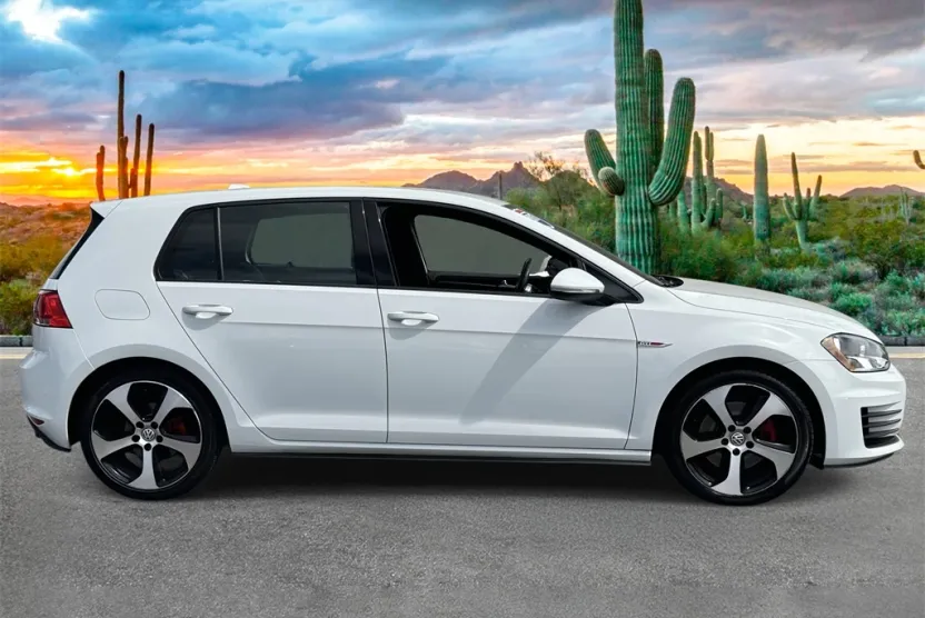 2017 Volkswagen Golf GTI S photo 1