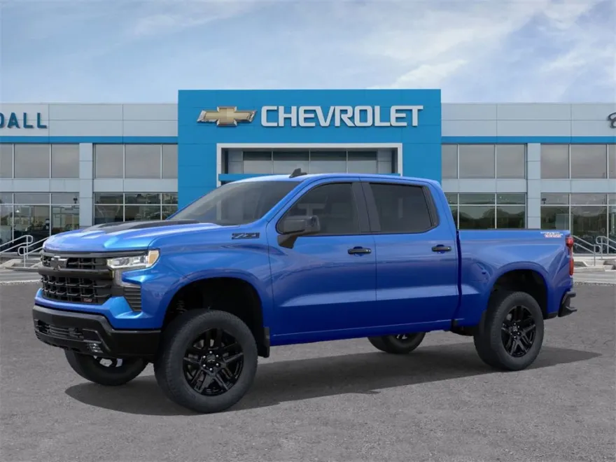 2026 Chevrolet Silverado Trail Boss LT photo 1