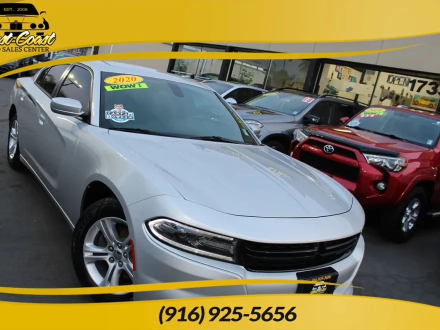 2020 Dodge Charger SXT photo 1