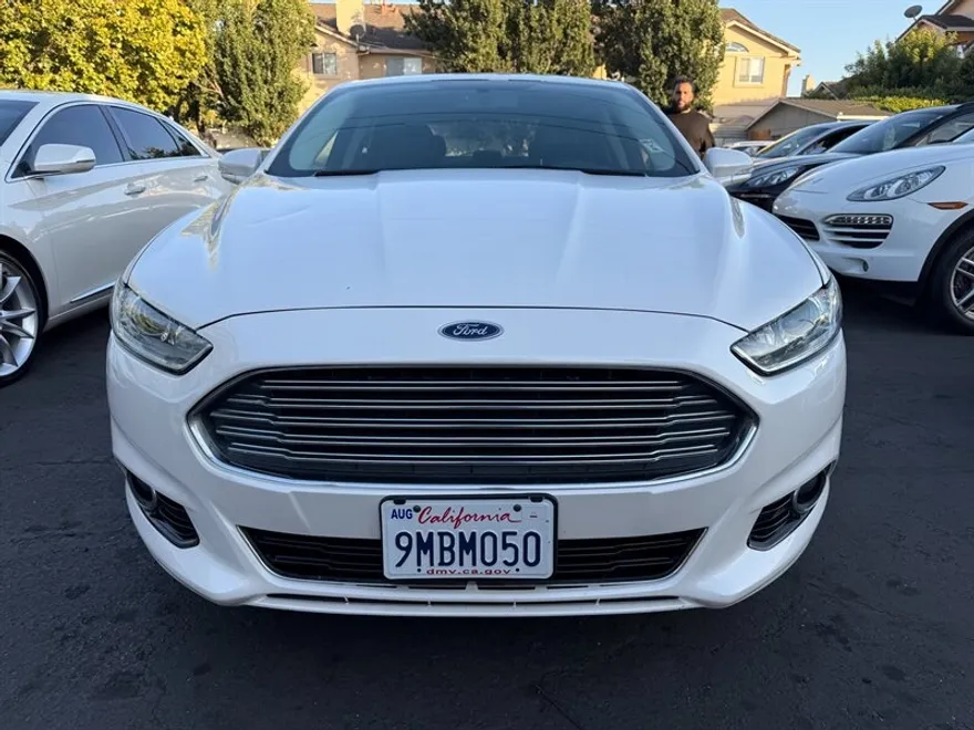 2013 Ford Fusion Energi Titanium photo 1