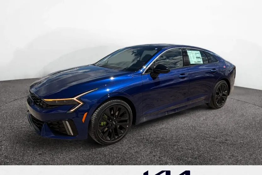 2026 Kia K5 GT photo 1