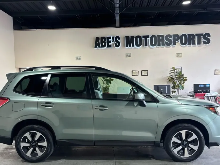 2018 Subaru Forester 2.5i Premium Sport photo 1