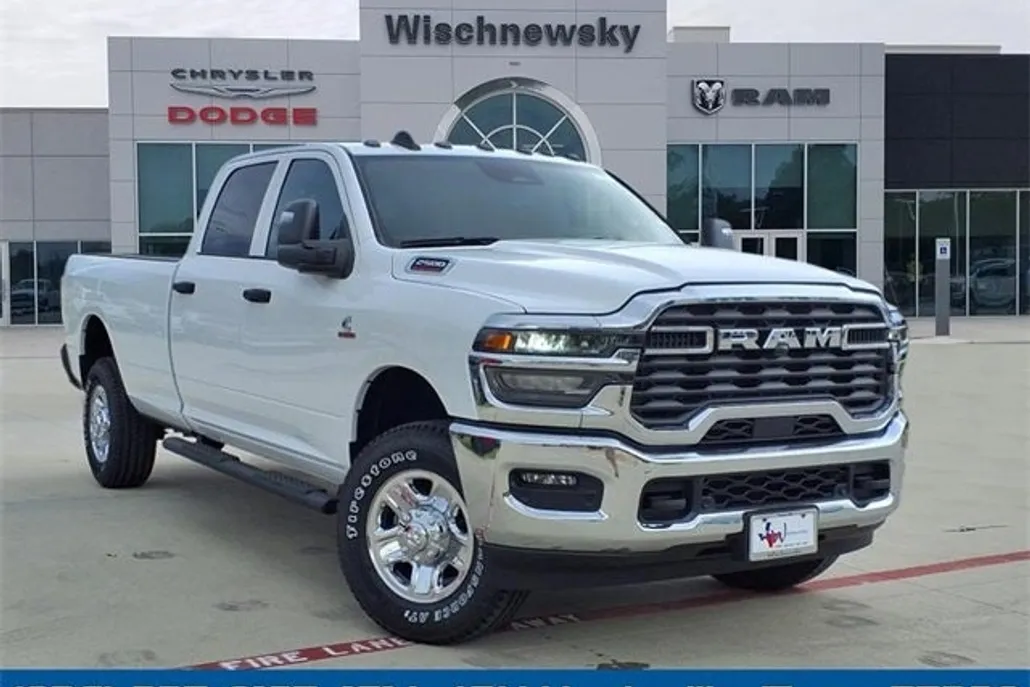 2025 Ram 2500 Tradesman photo 1