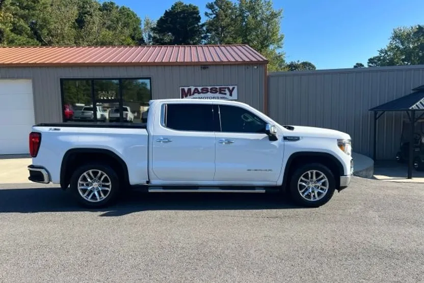 2019 Gmc Sierra 1500 SLT photo 1