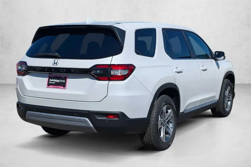 2025 Honda Pilot EX-L photo 1