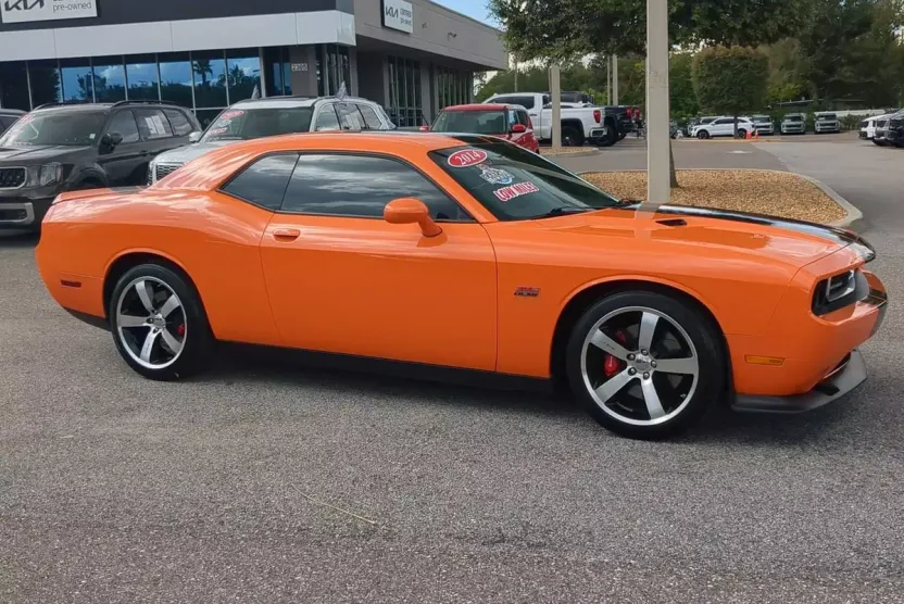2014 Dodge Challenger SRT8 photo 1