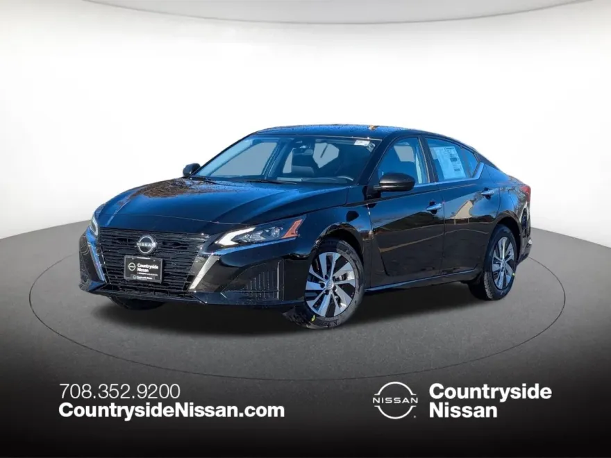 2025 Nissan Altima S photo 1