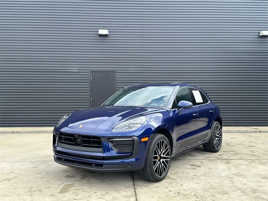2024 Porsche Macan Base photo 1