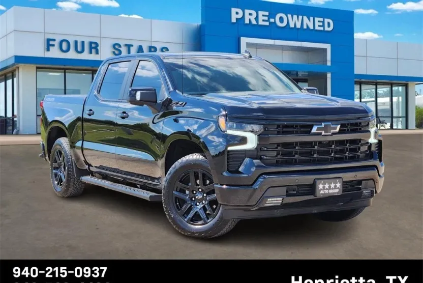 2024 Chevrolet Silverado 1500 RST photo 1