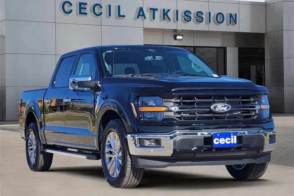 2025 Ford F-150 XLT photo 1