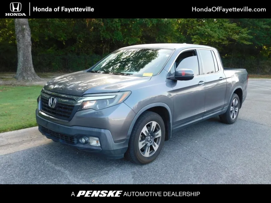 2017 Honda Ridgeline RTL photo 1
