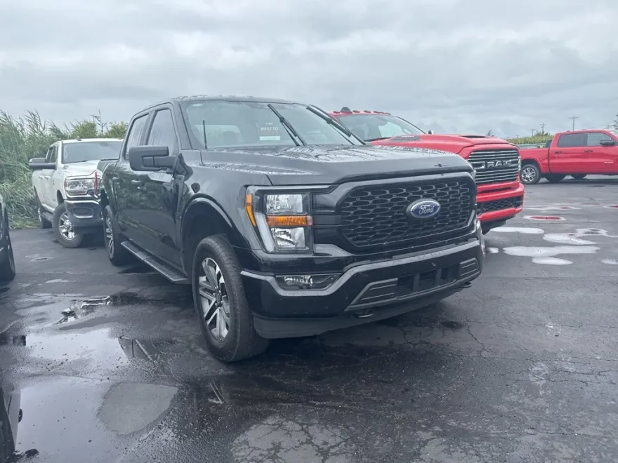 2023 Ford F-150 XL photo 1