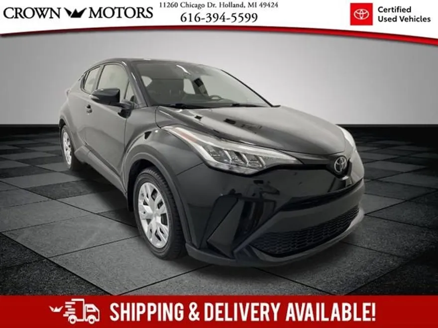 2020 Toyota C-HR LE photo 1