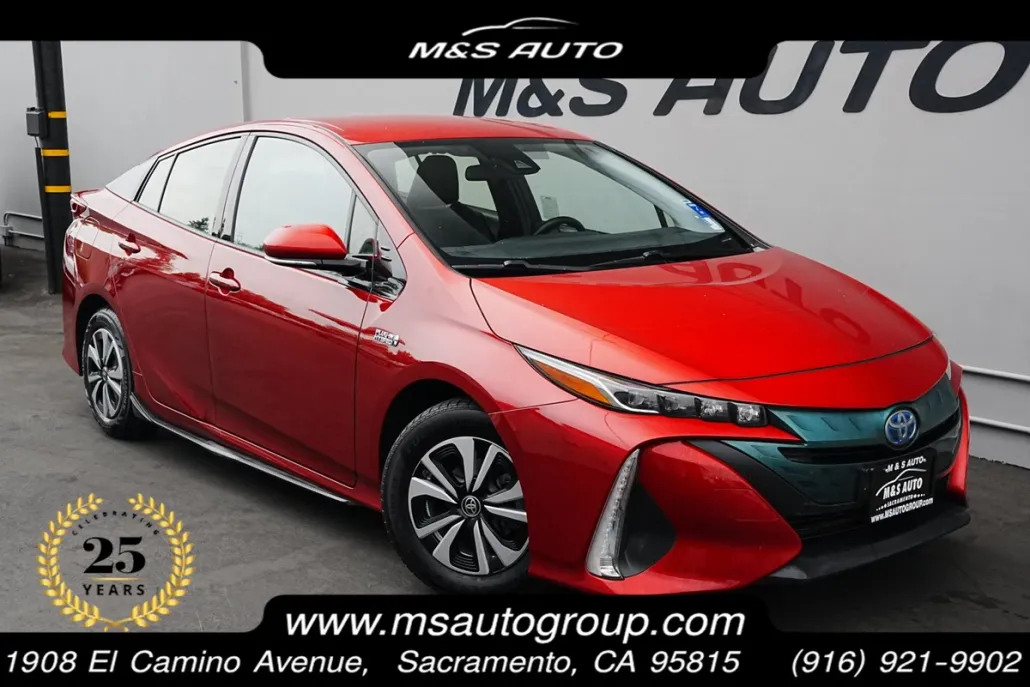 2018 Toyota Prius Prime Plus Premium Advanced photo 1