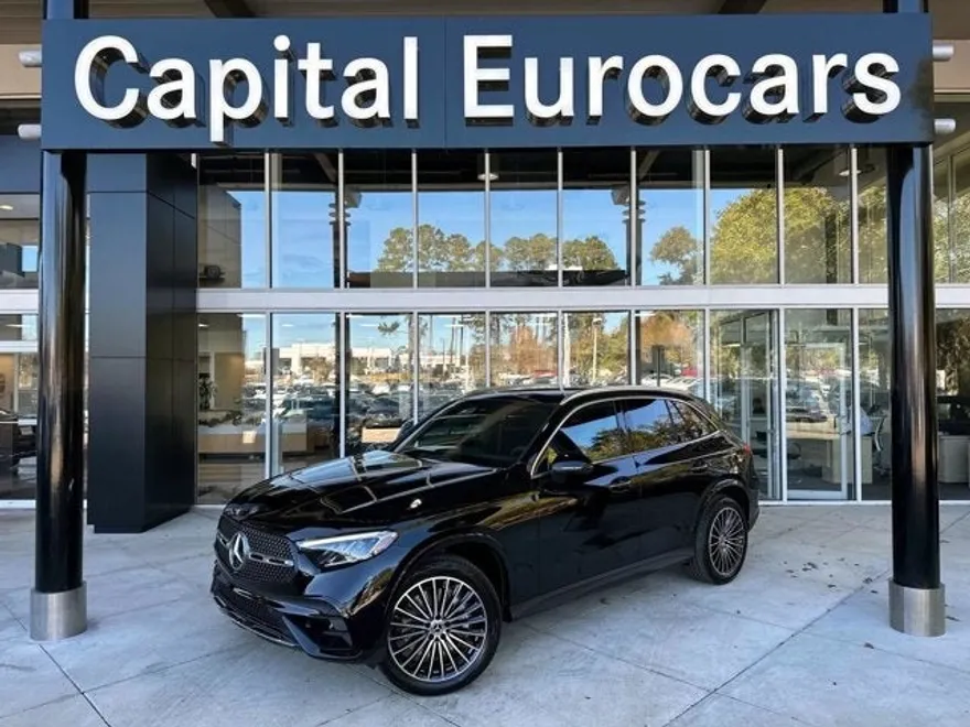 2025 Mercedes Benz GLC 350e 4MATIC photo 1